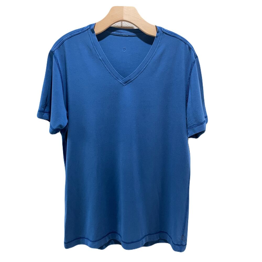 Lululemon Mens VNeck Short Sleeve Performance Athleisure Tee Royal Blue Size L